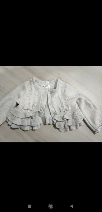 Très beau gilet gris pailleté brillant à froufrou 6 mois fille Orchestra