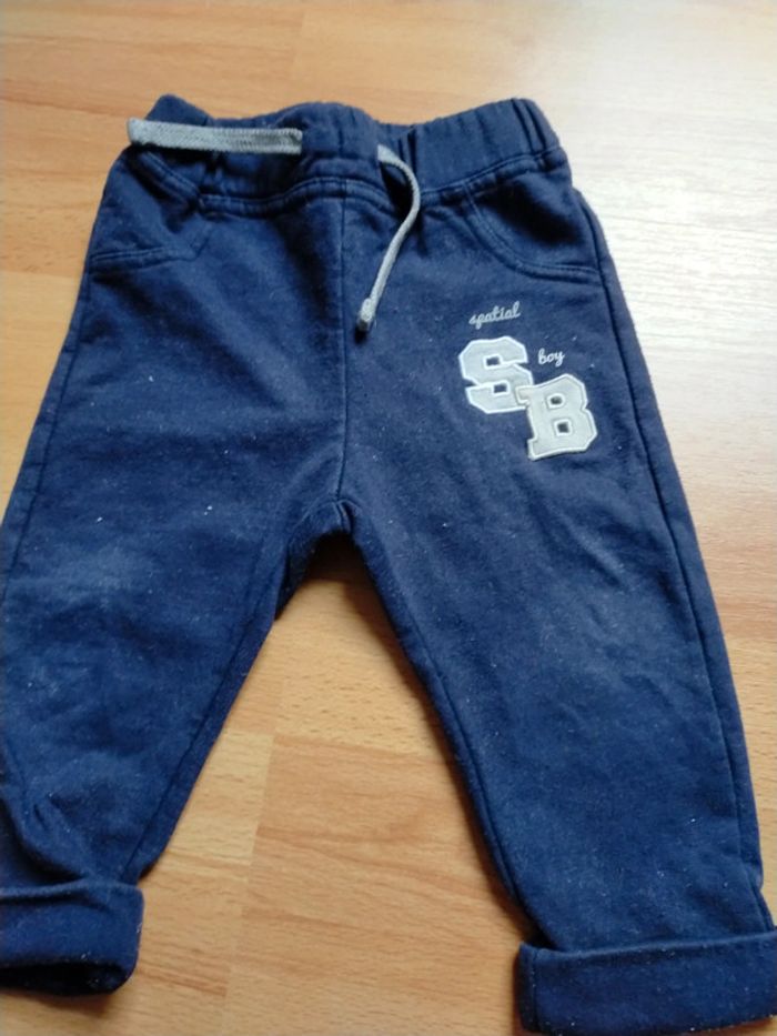 Lot 2 pantalons détente 18 mois - photo numéro 4