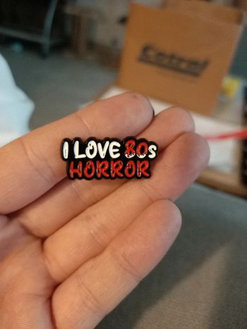 Pins neuf I love horreur