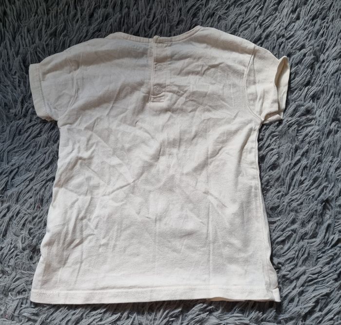 T-shirt avec fleurs brodée 24mois - photo numéro 4