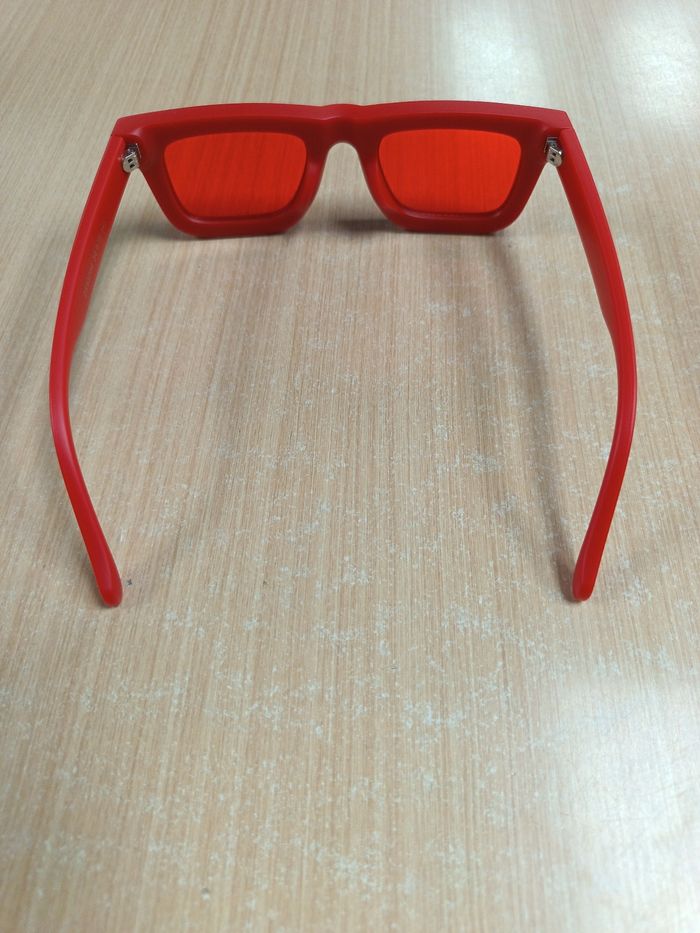 Lunettes Rouges UCG - photo numéro 3