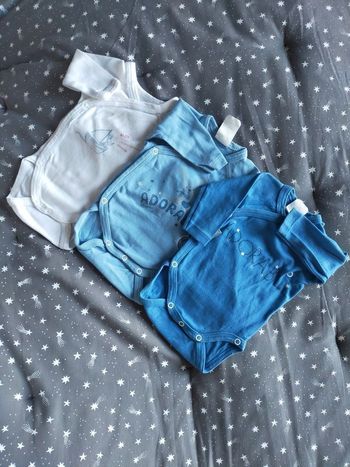 Lot de 3 bodys - taille naissance