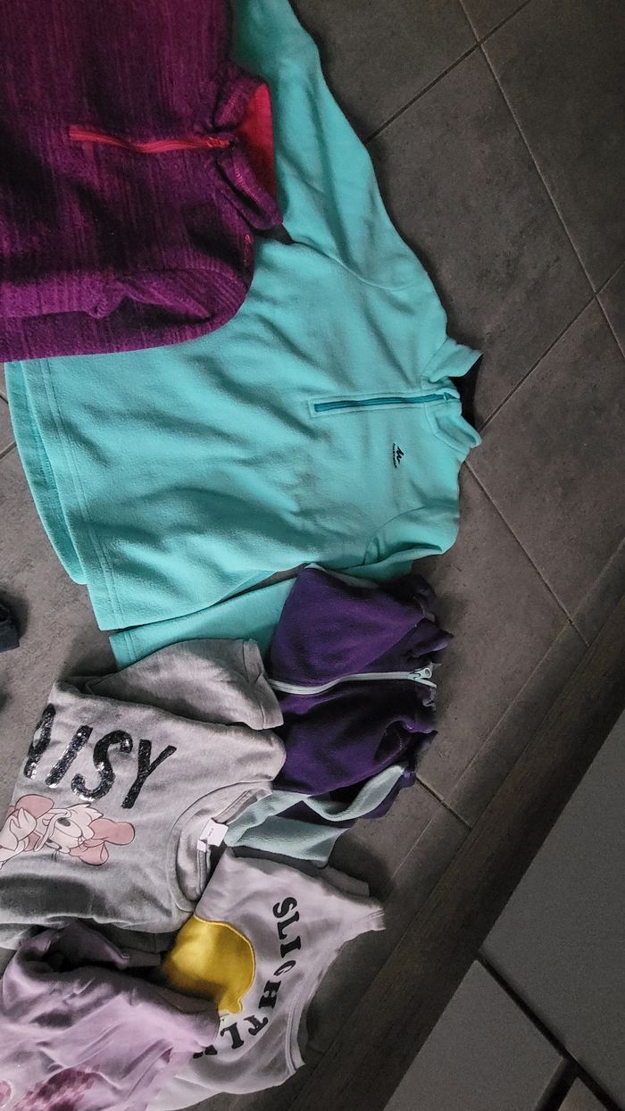 Lot vêtements fille - photo numéro 3