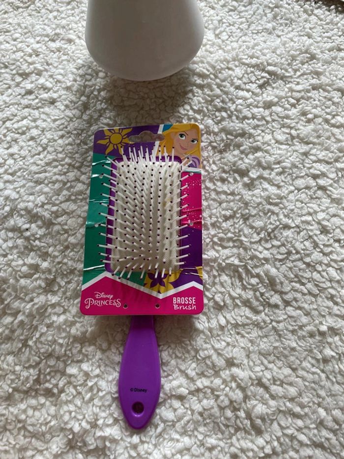 Brosse á cheveux princesse Disney - photo numéro 2