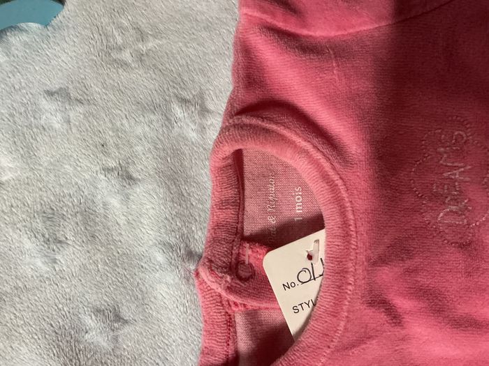 pyjama grenouillère en velours rose impression pingouin devant 1 mois pat et ripaton - photo numéro 9