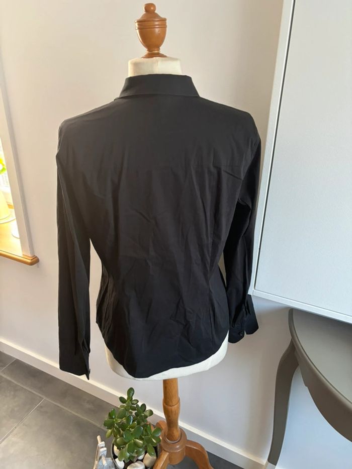 Chemise noire Escada T40 - photo numéro 8
