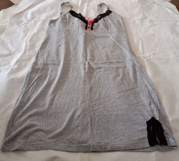 Chemise de nuit femme taille 2