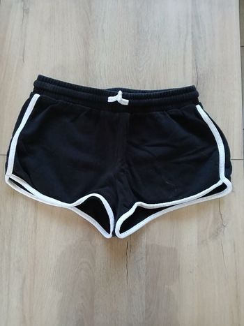 Short de sport Kiabi taille M
