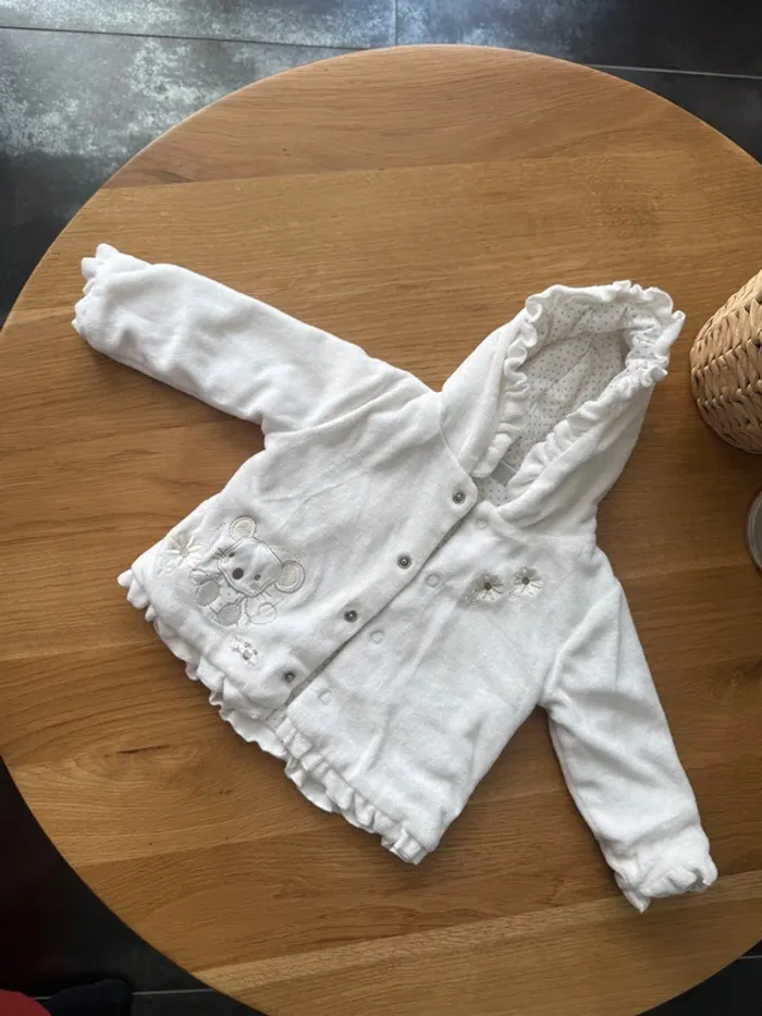 Gilet chaud doux à capuche fille 3 mois