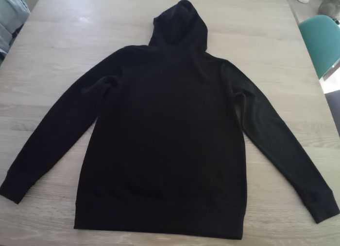 Sweat à capuche La Halle garçon 16 ans - Très bon état - photo numéro 2