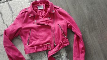 Veste perfecto taille S bershka