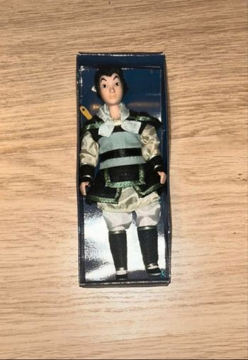 Poupée porcelaine Disney Mulan Soldat