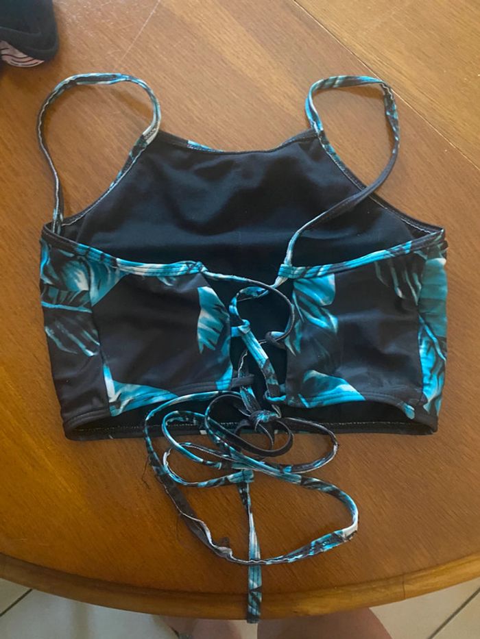 Haut de maillot de bain - photo numéro 2
