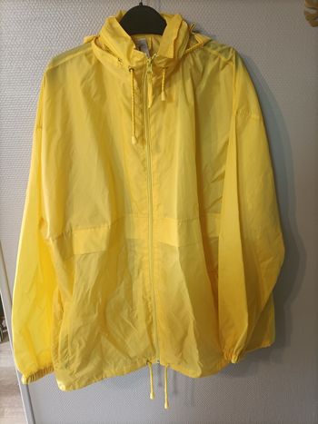 Veste imperméable K-WAY jaune avec capuche