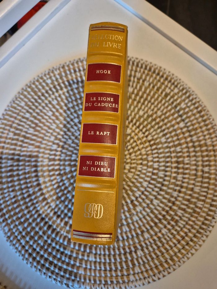 Sélection du livre 4 romans - photo numéro 2