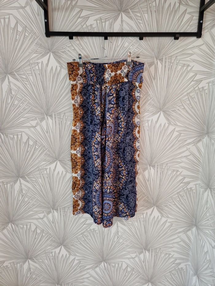 Joli pantacourt original taille 36 - photo numéro 4