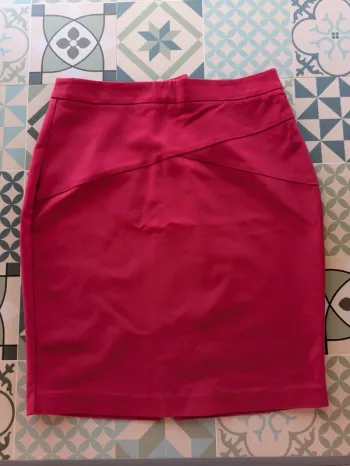 Jupe crayon framboise 38/40