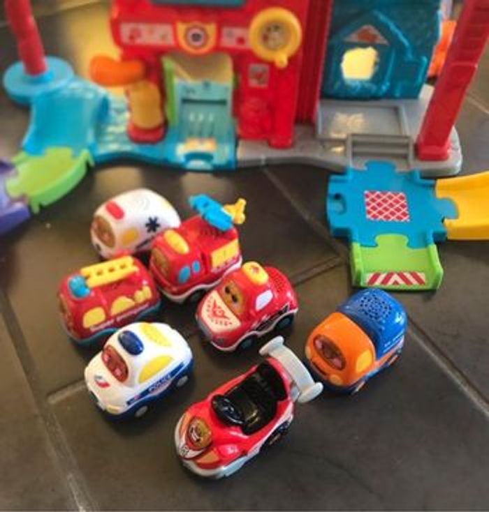 Circuits vtech et voiture - photo numéro 2