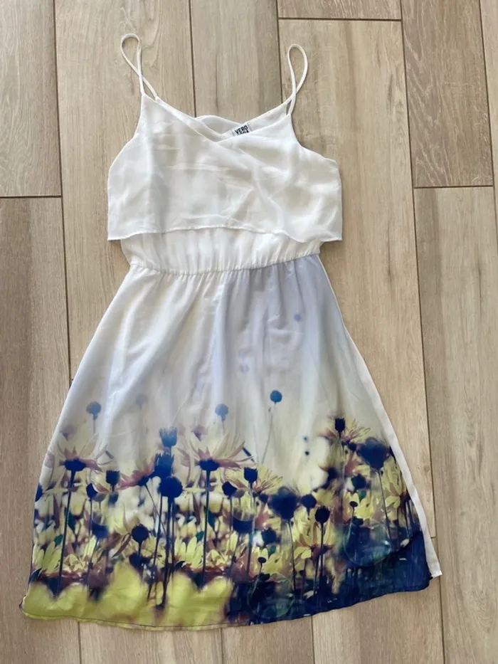 Robe blanche fleuries 🌼