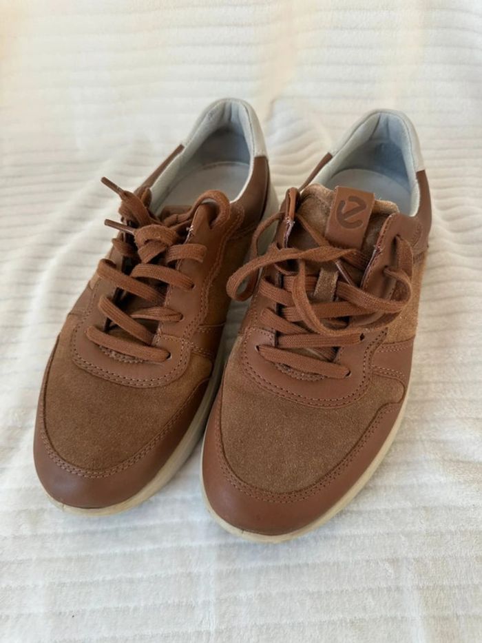 Sneakers Ecco homme marron, taille 39, très bon état