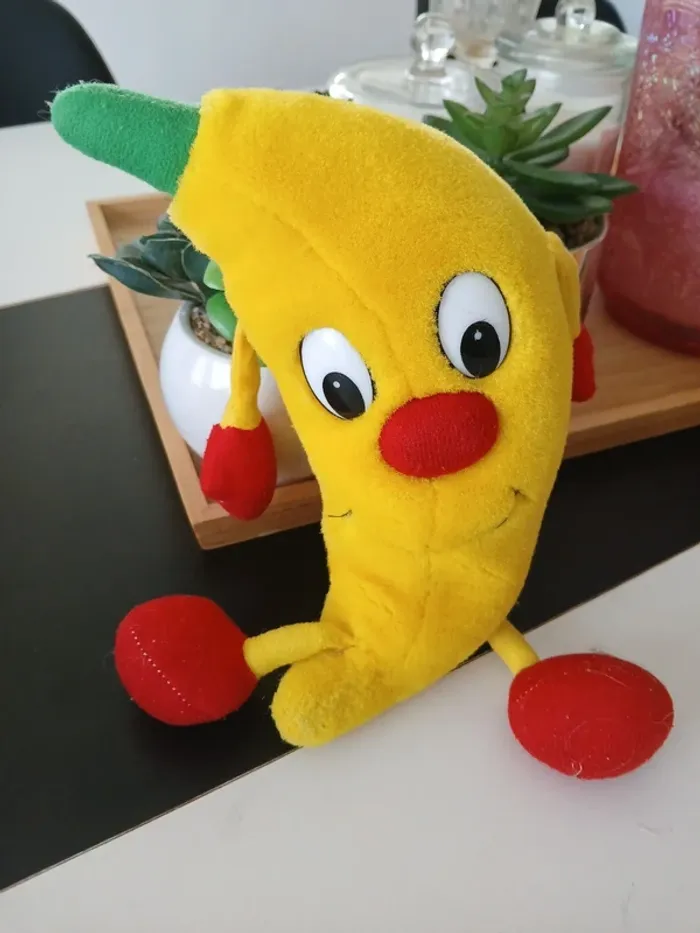Péluche monsieur banane🌿🎁 - photo numéro 2