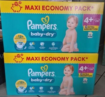 2 cartons de couches Pampers taille 4+