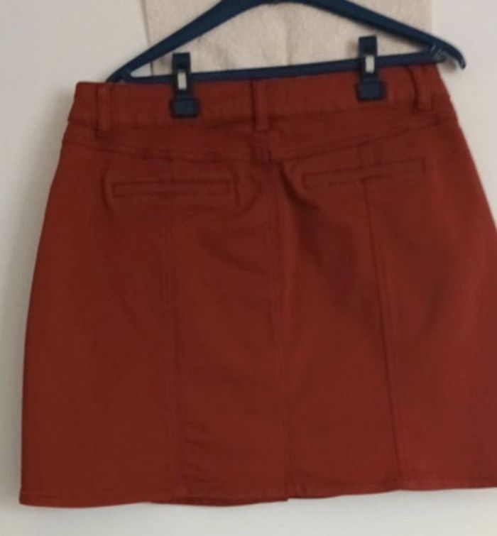 Jupe trapèze à boutons couleur rouille