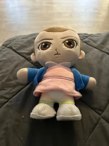 Peluche Eleven Stranger things