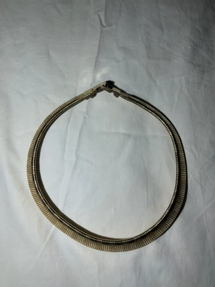 Collier dorée