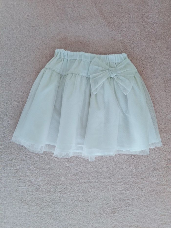 Jupe blanche en tulle Cyrillus 3 ans avec noeud décoratif