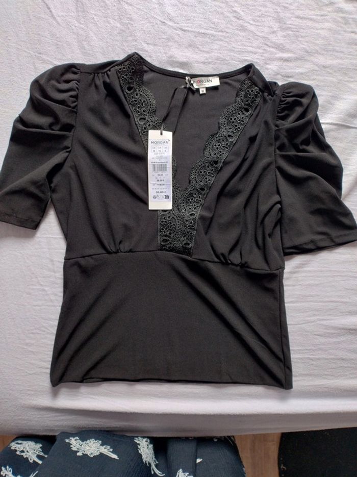 Haut Morgan taille M neuf