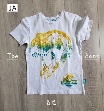 T-shirt Jurassic world