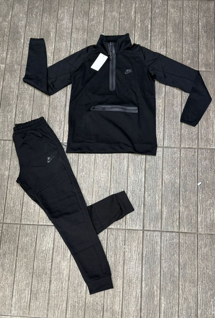 Nike tech - photo numéro 2