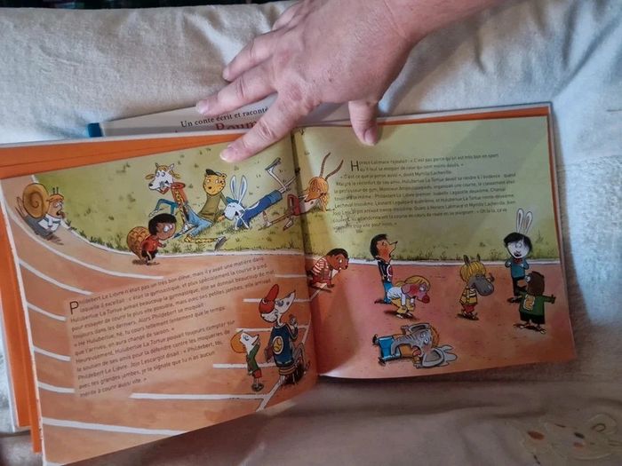 Livre le lièvre et la tortue la cigale est la fourmi - photo numéro 2