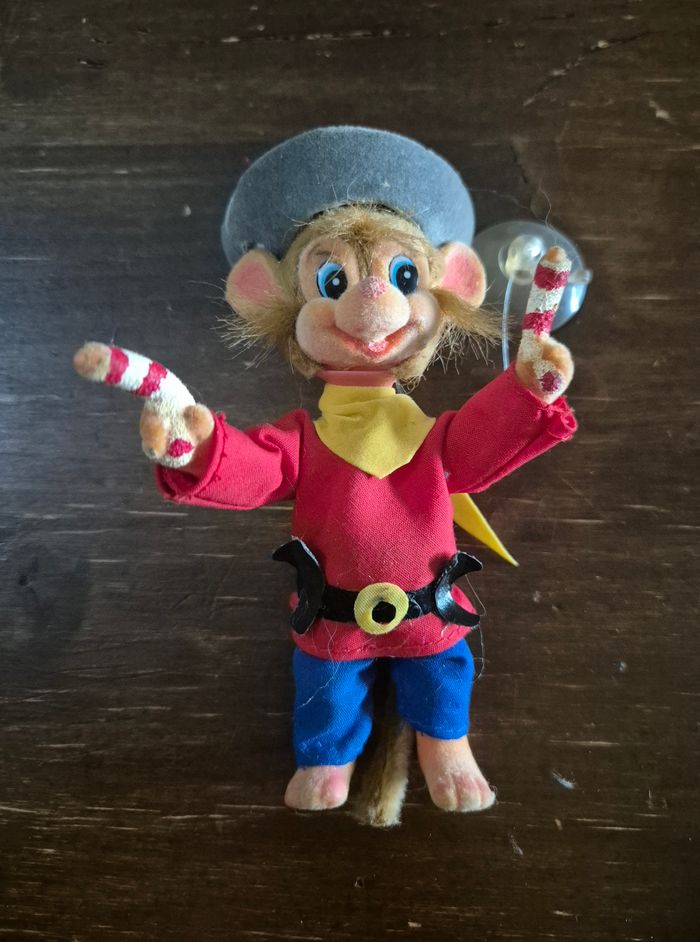 Fievel Figurine peluche ventouse