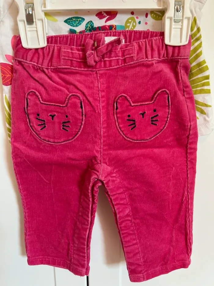 Teeshirt et pantalon - photo numéro 3