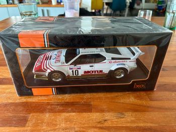 Voiture de collection BMW M1 tour de Corse 1982