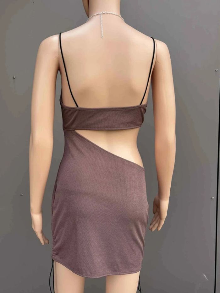 Robe moulante asymétrique bicolore – taille M - photo numéro 5