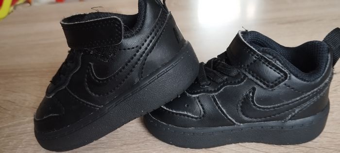 Basket Nike enfants /bébé 18,5 - photo numéro 2