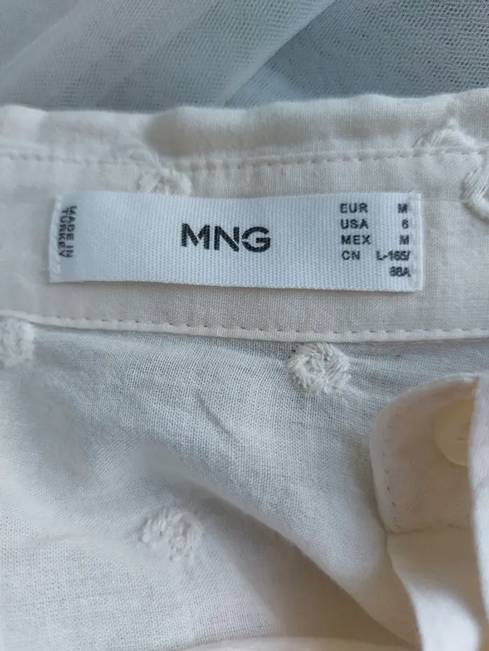 Chemise MNG – M – Crème – État : Excellent - photo numéro 5