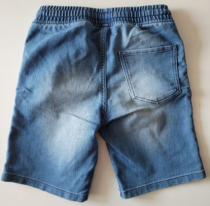 Short en jean 8-9 ans - photo numéro 2