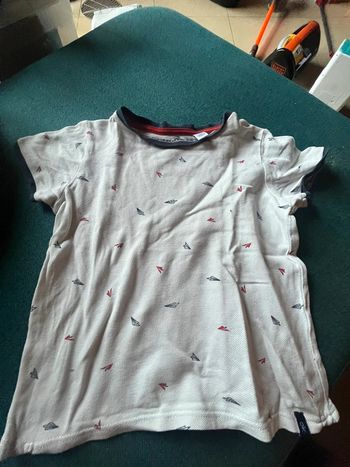 T-shirt manche courte taille 6 ans