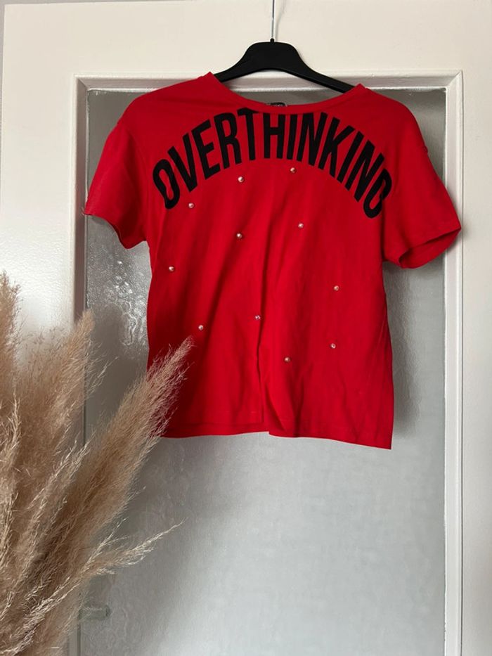 t-shirt rouge avec perle zara s