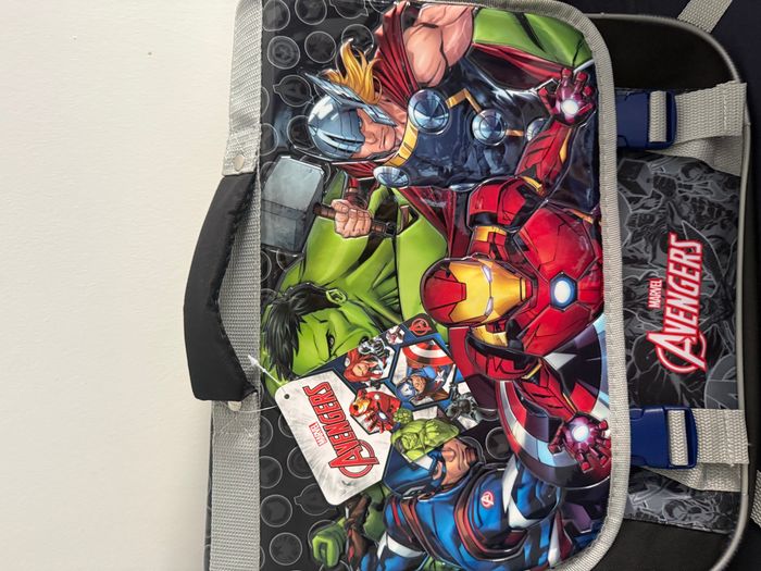 cartable avengers neuf - photo numéro 2
