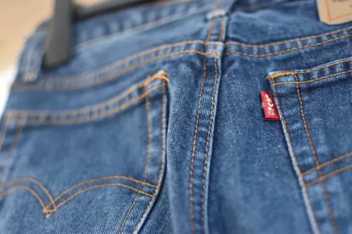 Jean Levis en taille W32L36 - Très bon état - photo numéro 3