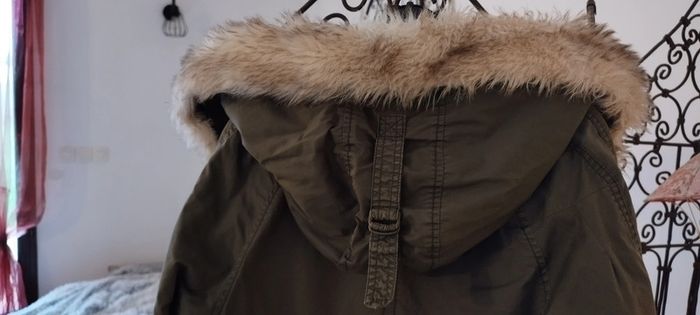 Manteau, parka avec capuche fourrure. Pinkie. Très bon état - photo numéro 8