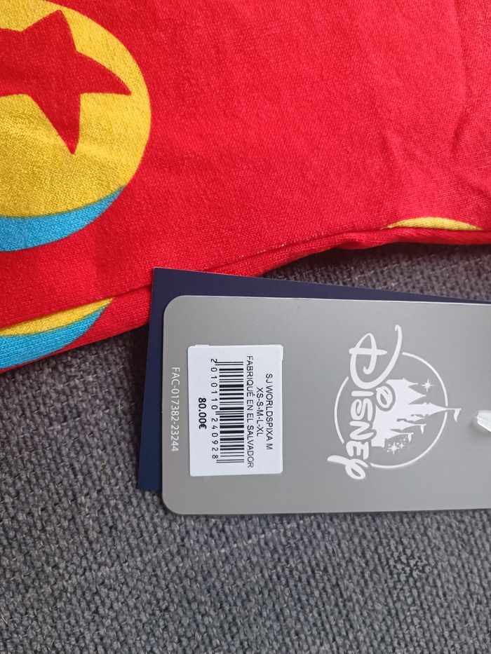 Pull sweat Pixar Disneyland neuf - photo numéro 4