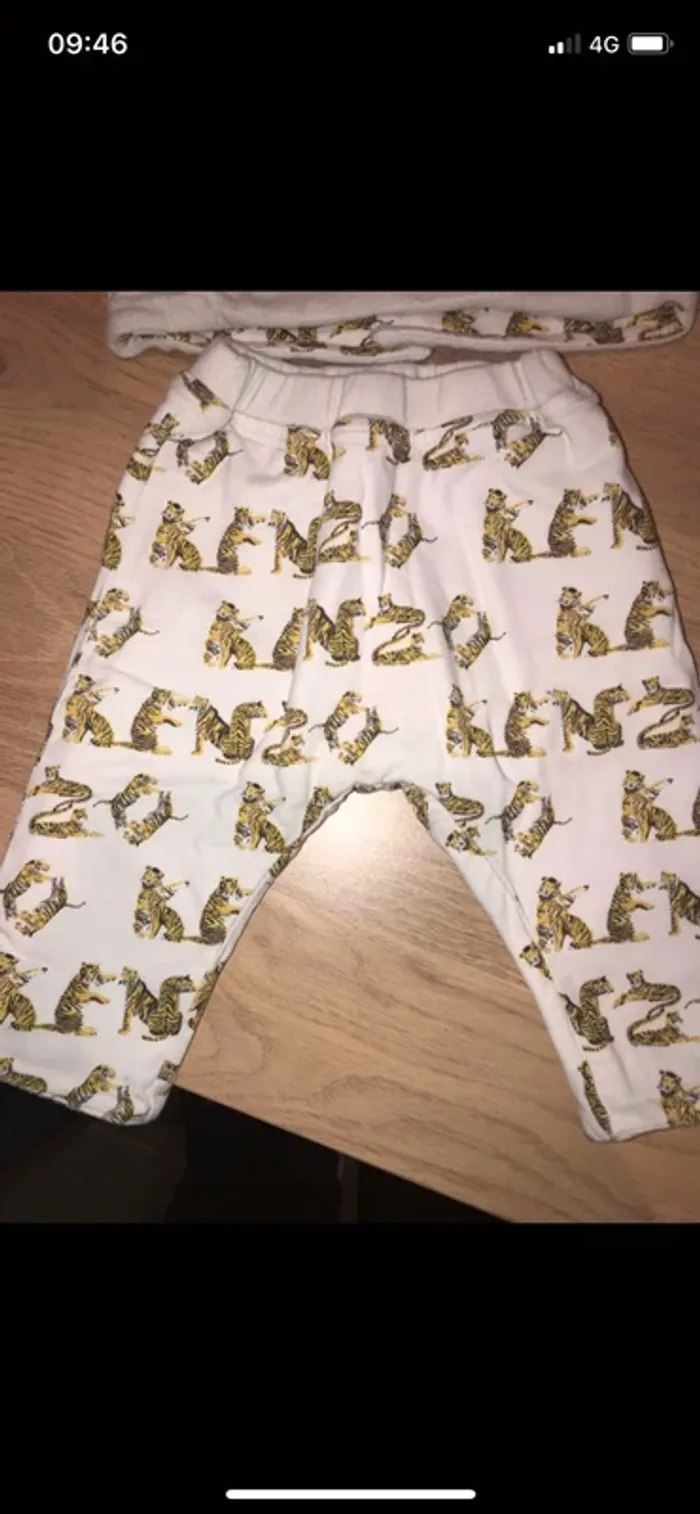 Ensemble Kenzo réversible taille 6 mois - photo numéro 2
