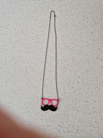 Sautoir lunettes/Moustaches