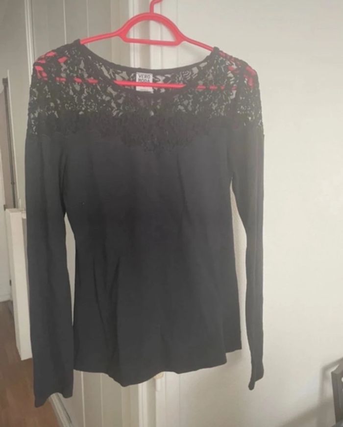 Pull léger avec broderie Vero Moda
